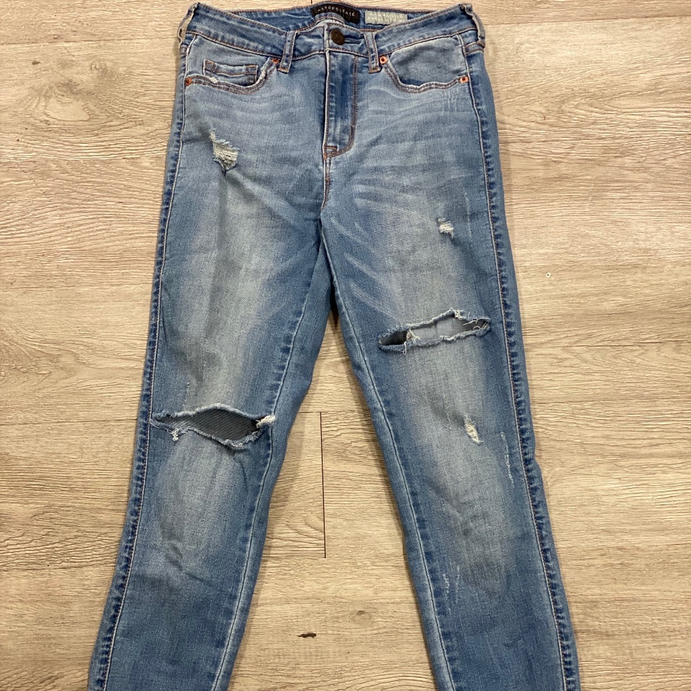 Aeropostale Distressed Skinny Jeans